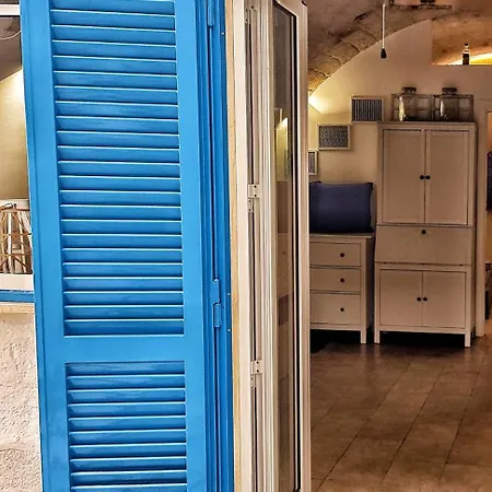 Monopoli Casa Vacanze Apartment *